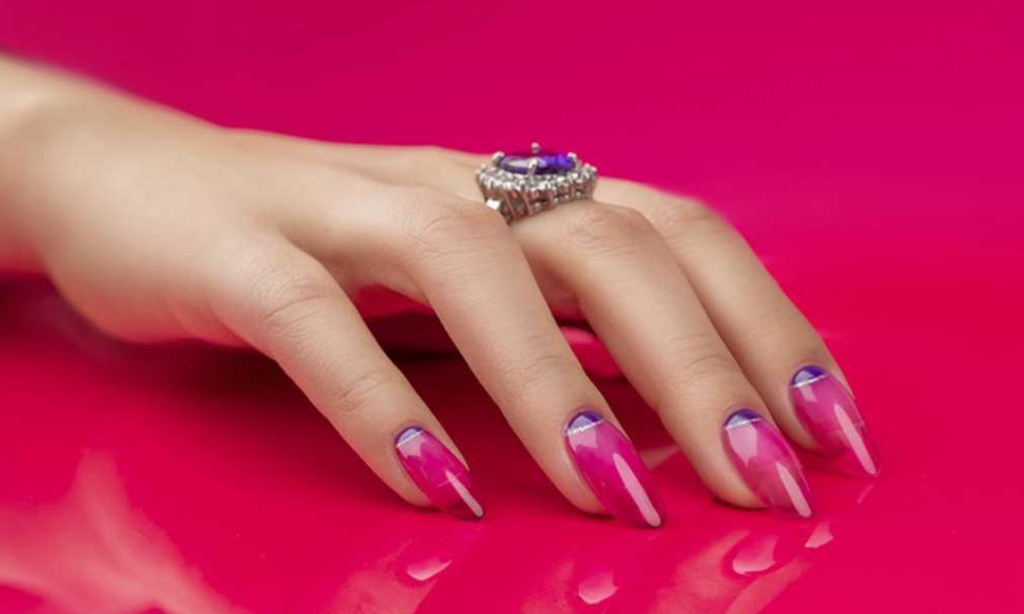 Glass nail polish collection from – a real coloured glass effect on your nails