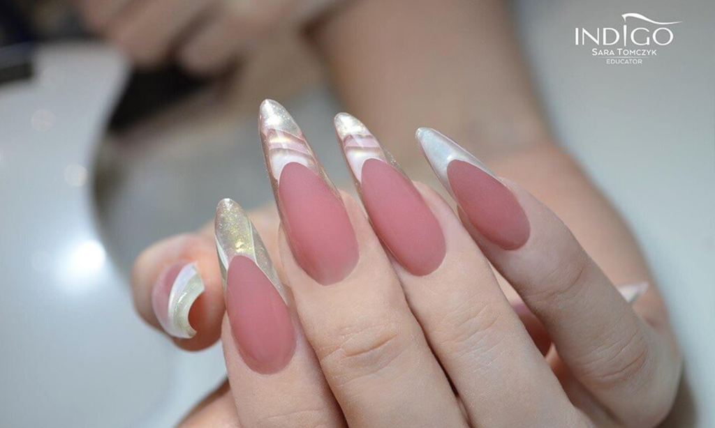 Unique 3D French nails to try in 2020!