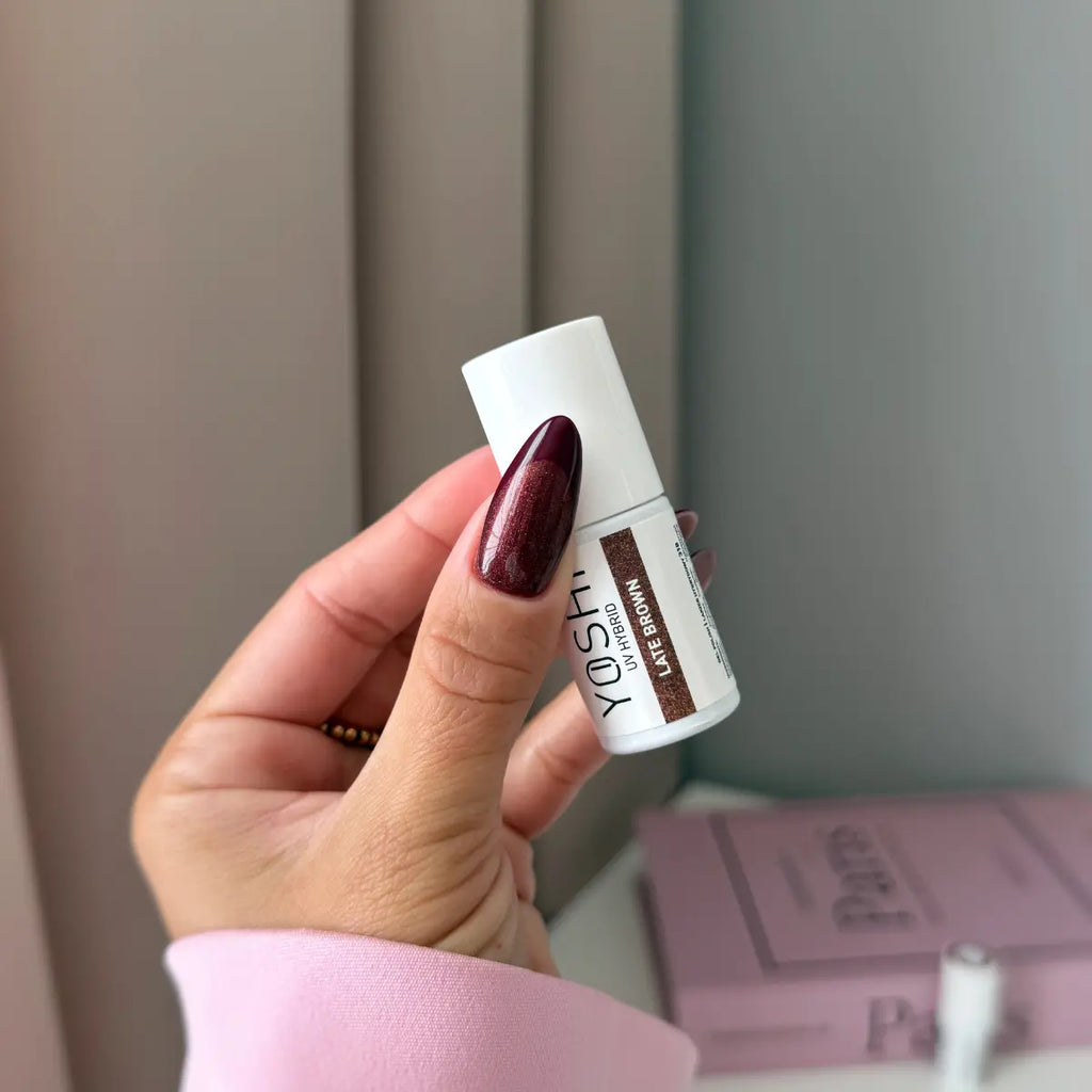 Yoshi Late Brown 318 Gel Polish 6ml