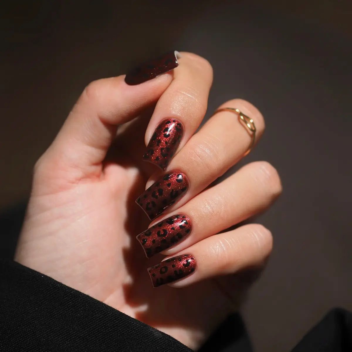 Yoshi Late Brown 318 Gel Polish 6ml