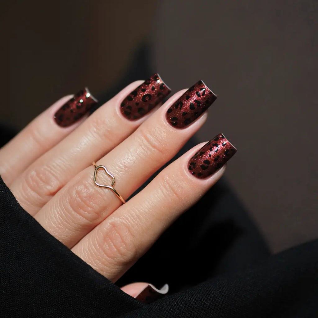 Yoshi Late Brown 318 Gel Polish 6ml