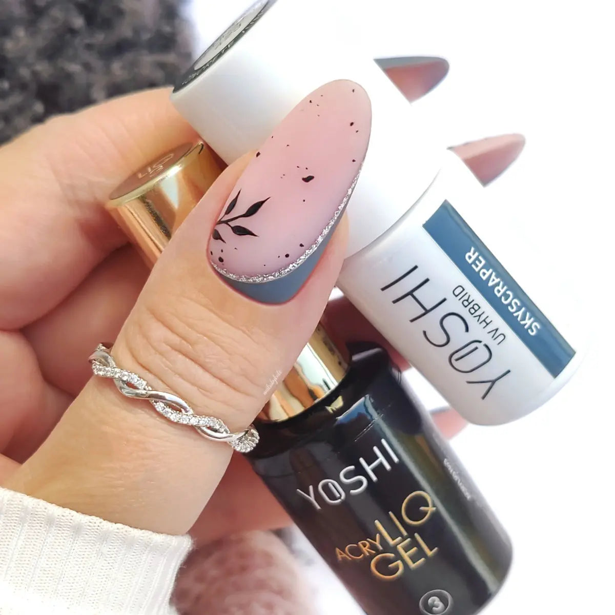 Yoshi Skyscraper 423 Gel Polish 6ml