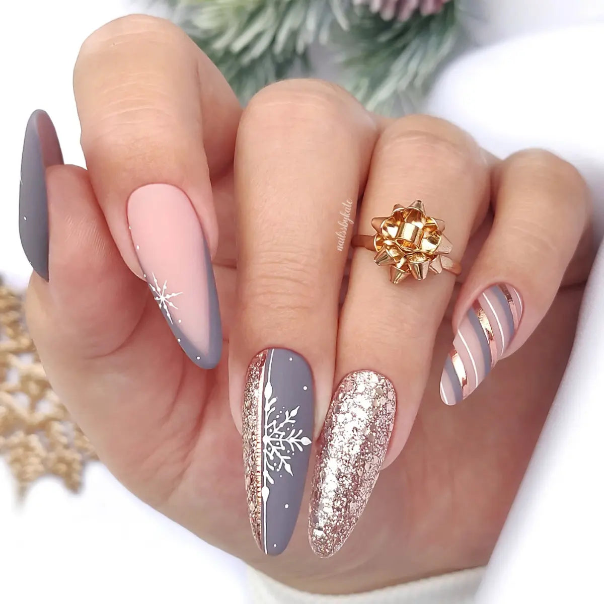 Yoshi Downtown 425 Gel Polish 6ml