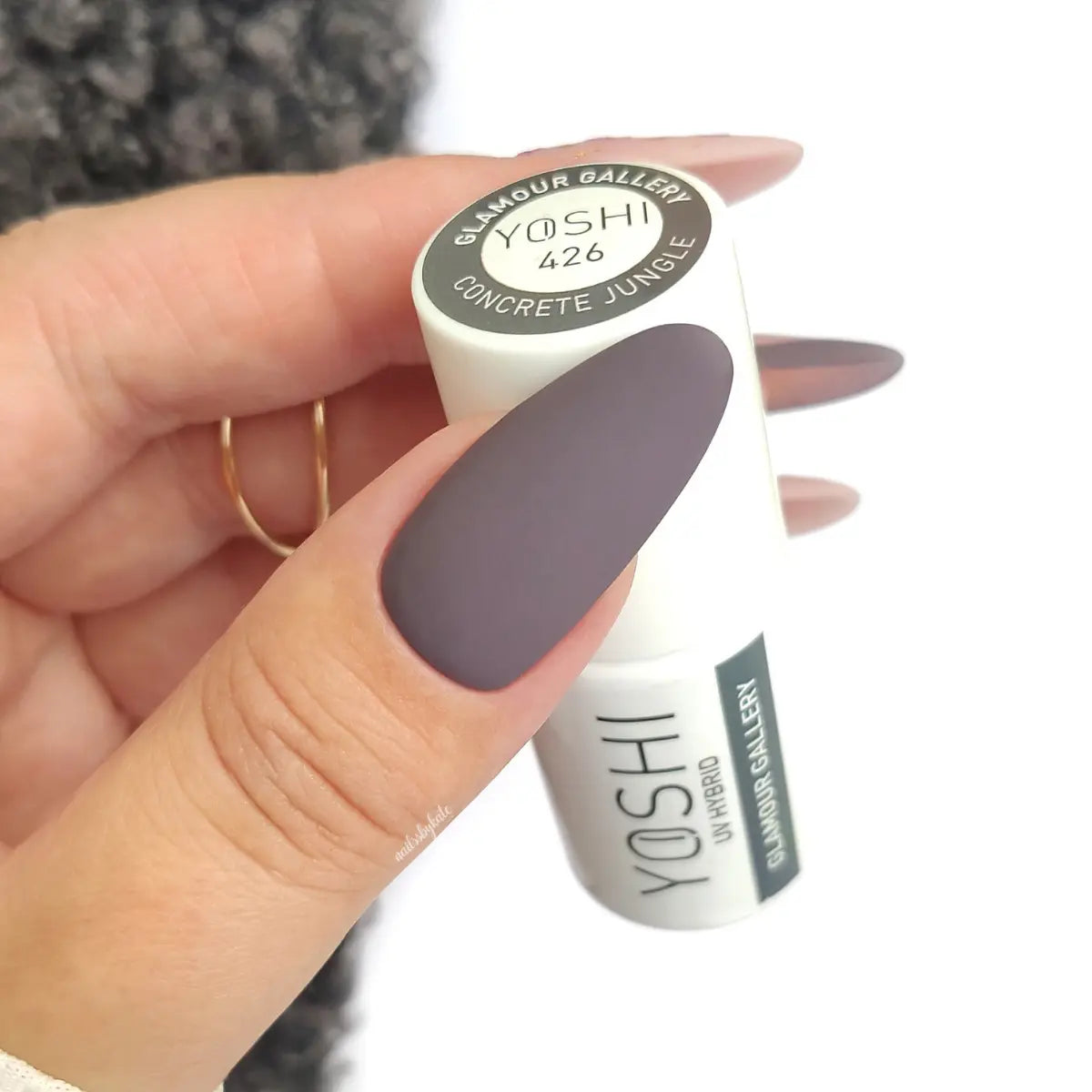 Yoshi Glamour Gallery 426 Gel Polish 6ml