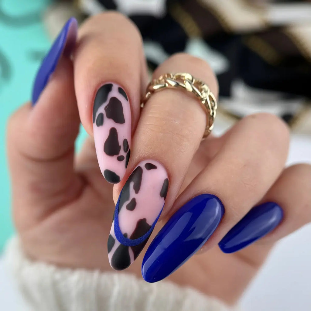 Yoshi Police In The Mirror 504 Gel Polish 6ml