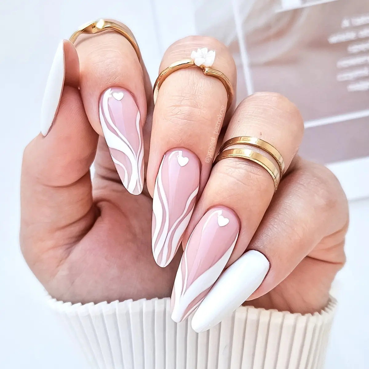 Yoshi French Line Builder Gel - No. 4