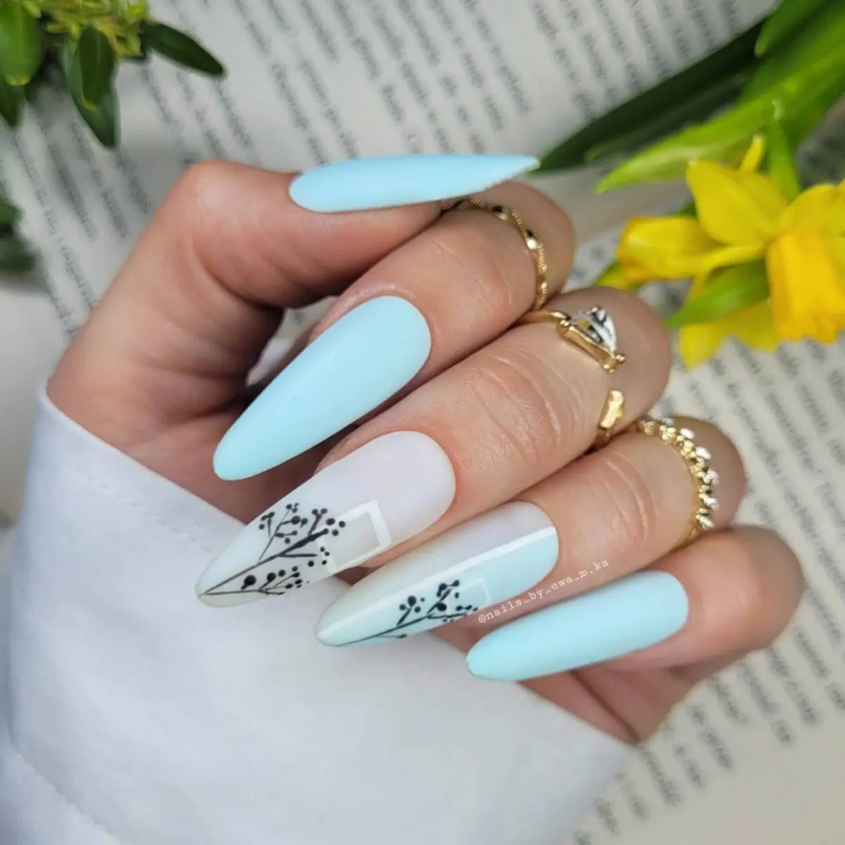 Yoshi Euphoria 718 Gel Polish 6ml