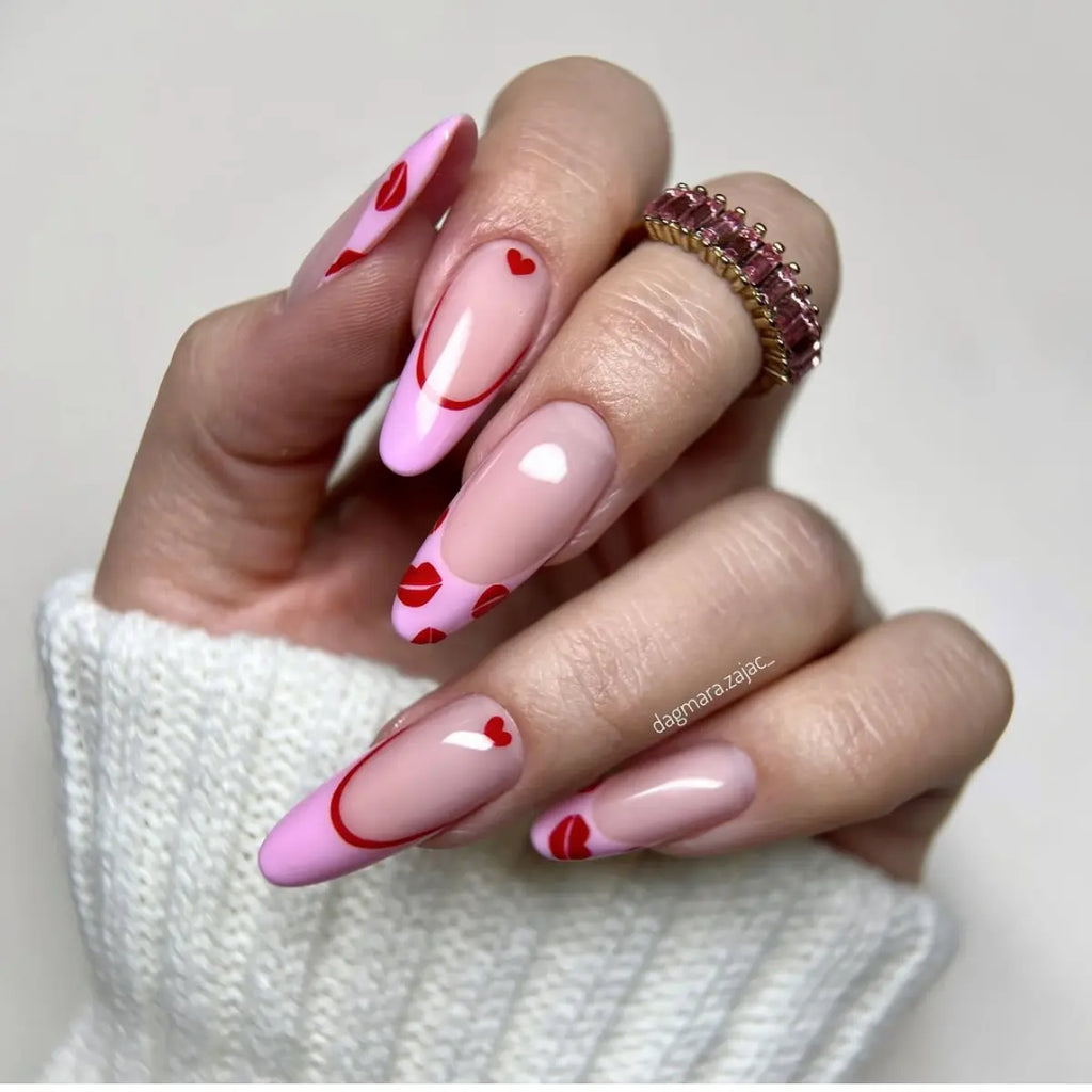 Yoshi Sweet Blush 825 Gel Polish 6ml