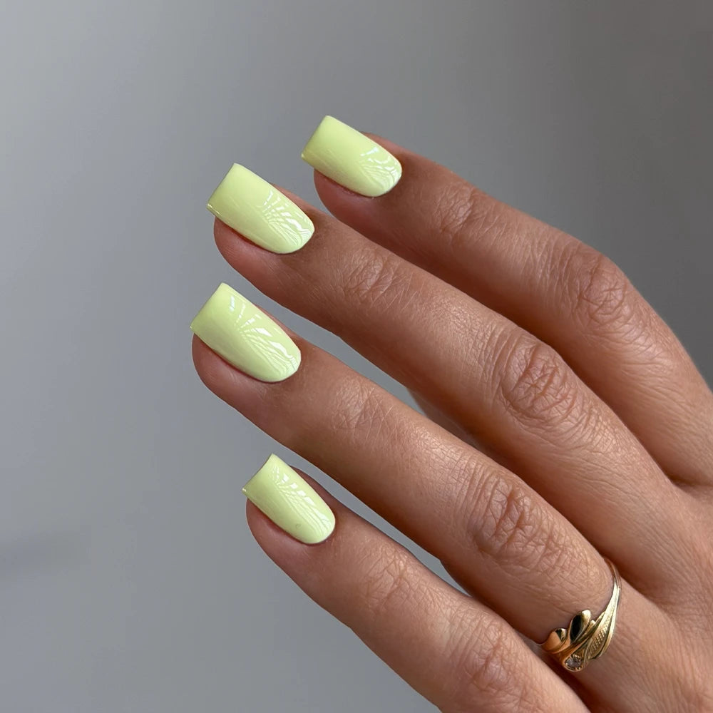 Julia Nessa NessaUV Lac 409 Lemon Sorbet Gel Polish 8ml