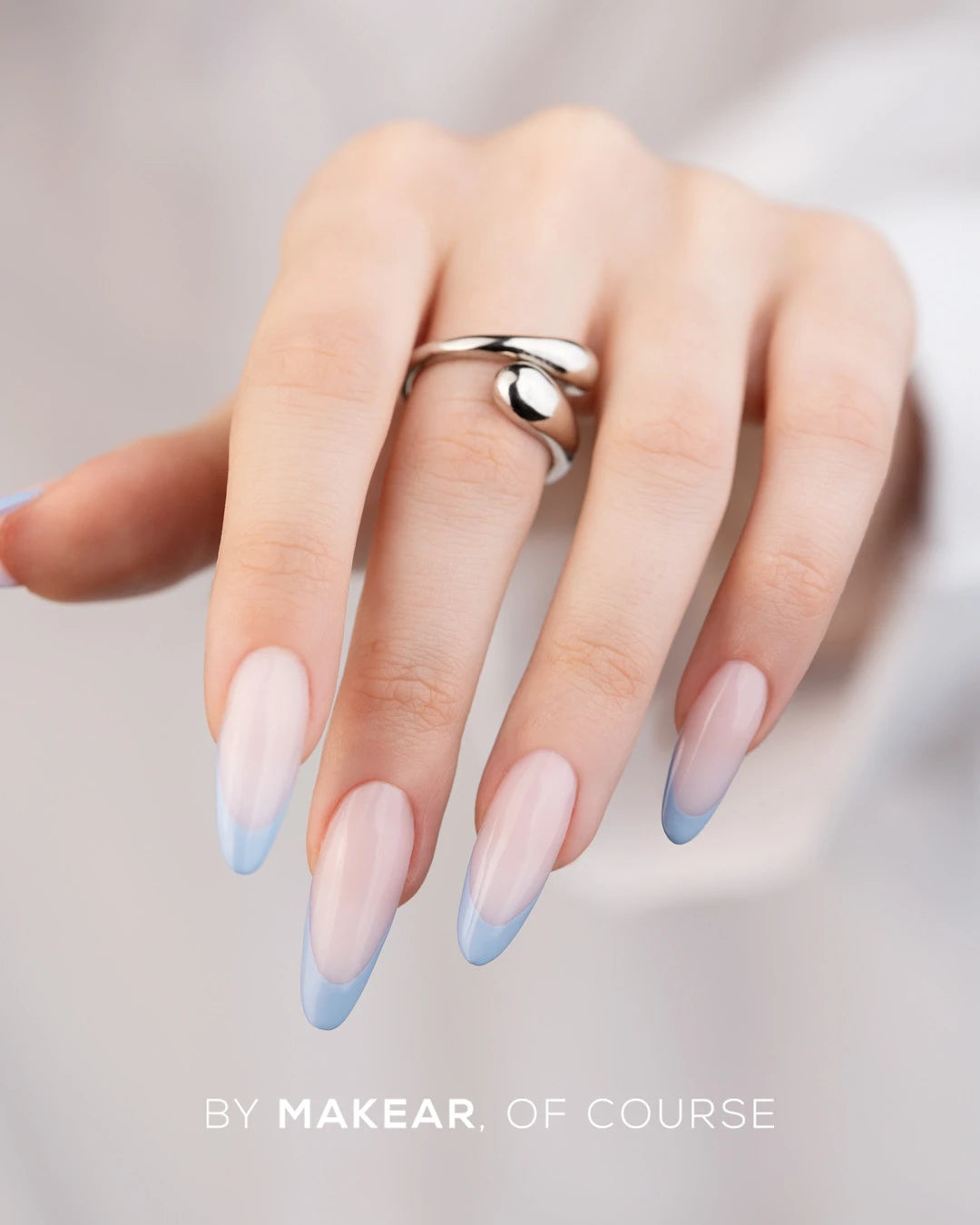 Makear FG07 French Manicure Gel - Sky Blue 5ml