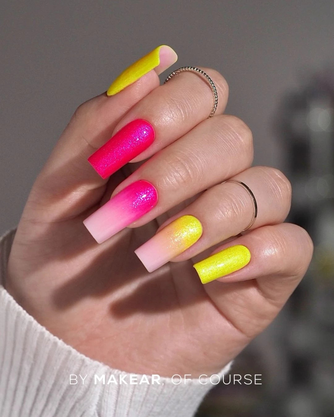 Makear NG06 UV Gel Polish - Neon Glitter 06 - 8ml