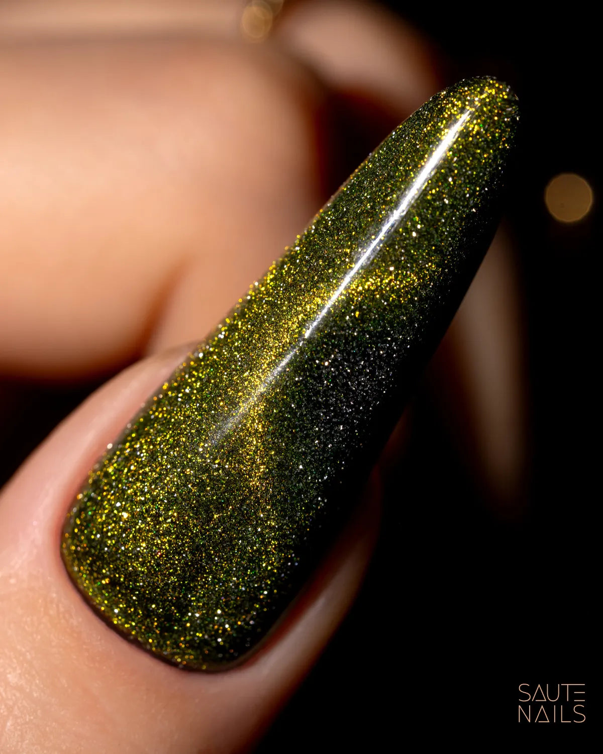 Saute Nails Cat Eye Effect UV/LED Hybrid Gel Polish - E04
