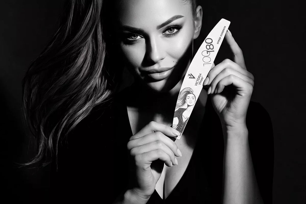 Victoria Vynn Speed Goddess Crescent 100/180 Nail File - 1 pc