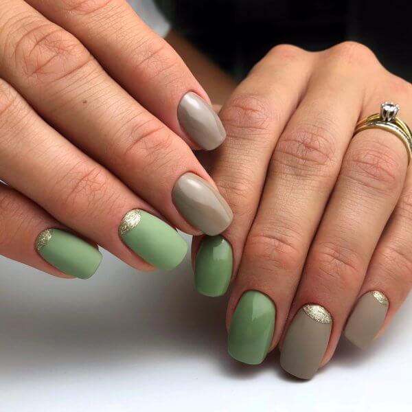 Taki Khaki Gel Polish 7Ml