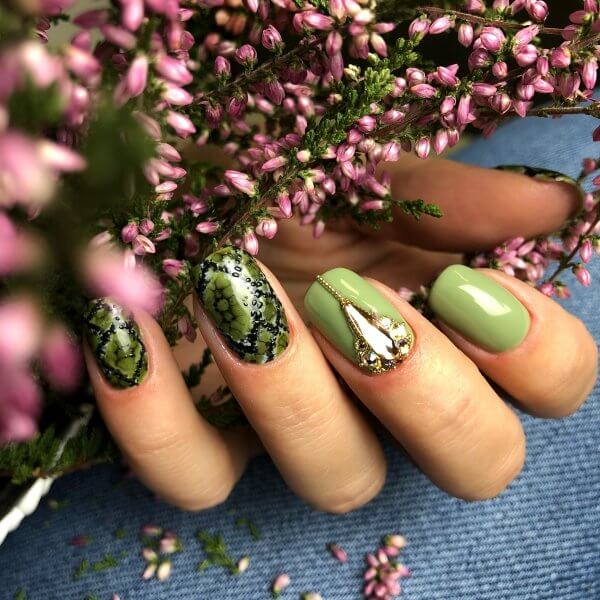 Taki Khaki Gel Polish 7Ml